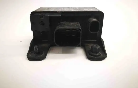 Mercedes-Benz C W203 Glow plug pre-heat relay