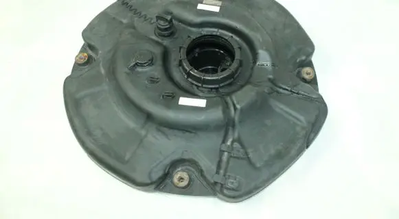 Mercedes-Benz S W221 AdBlue liquid reservoir 2214709301