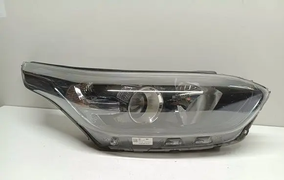 KIA Ceed Headlight/headlamp J792121040