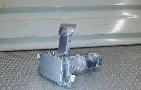 Opel Zafira B Headlight washer spray nozzle 