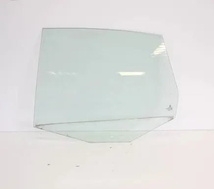 Volkswagen Jetta V Rear door window glass E943R004584