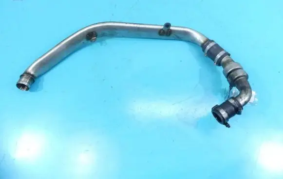 Intercooler hose/pipe