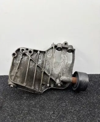 BMW 4 F32 F33 A/C compressor mount bracket 7585167 21038310 RNAC46000