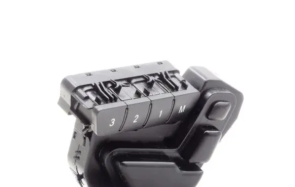 Mercedes-Benz GLA W156 X156 Seat memory switch A2469050351