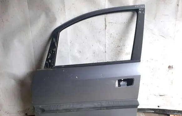 Opel Zafira A Front door 