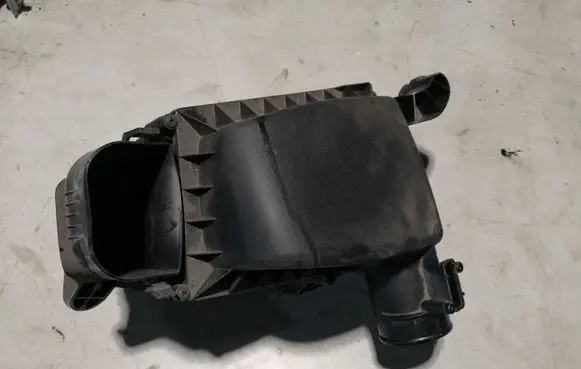 Buick Encore GX I Air filter box 60002979 42601807 688002195
