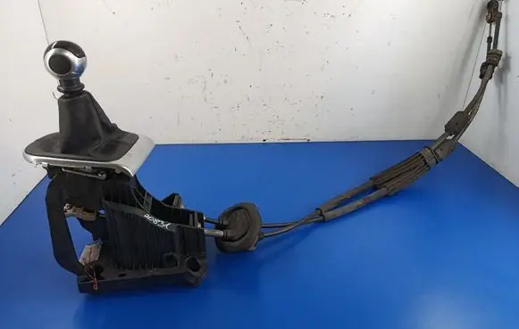Citroen DS4 Gear shift rod 9671748280