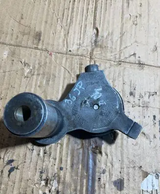 Audi A4 S4 B6 8E 8H Timing belt/chain tensioner 06c903133