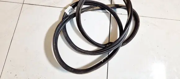 Ford Focus C-MAX Trunk rubber seal (body) 