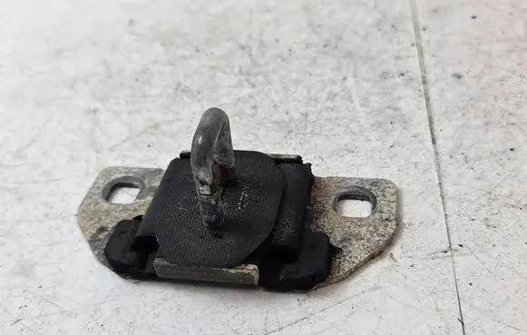 Mercedes-Benz E W212 Trunk lock loop 72515