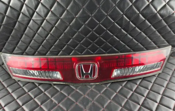 Honda Civic Rear/tail lights 13217165