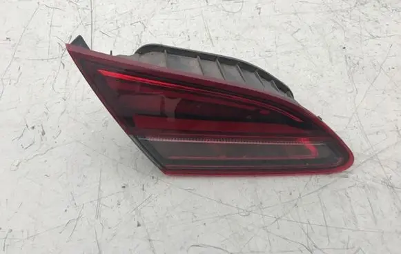 Opel Astra J Tailgate rear/tail lights 13281878