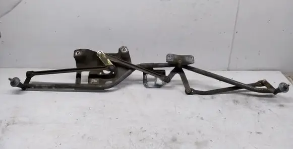 Front wiper linkage