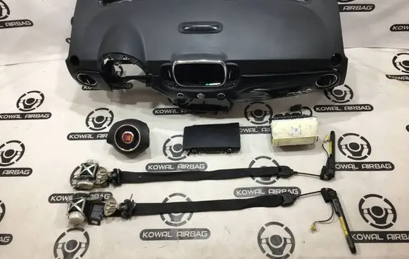 Fiat 500E Airbag set with panel 07356400040 00542 06092017