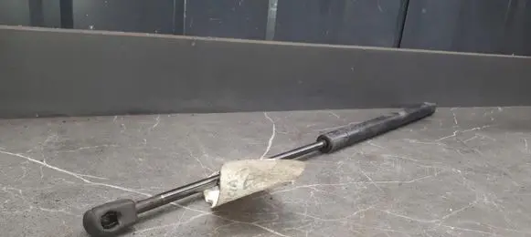 Skoda Felicia I Tailgate strut 441964420496