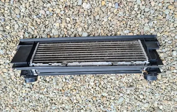 BMW 1 F20 F21 Intercooler radiator 7600530