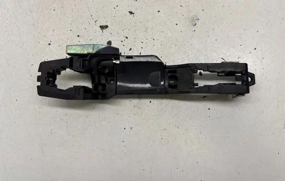 Infiniti FX Rear door exterior handle/bracket 