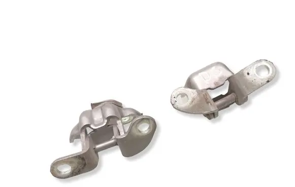 Toyota Auris E180 Rear door hinge set 