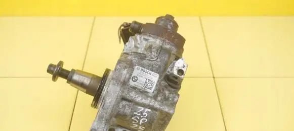 BMW 3 F30 F35 F31 Fuel injection high pressure pump 0445010517 N47D20C