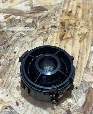 Mercedes-Benz GLE W167 Front door high frequency speaker a1678203002