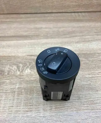 Audi A4 S4 B7 8E 8H Light switch 8E0941531C
