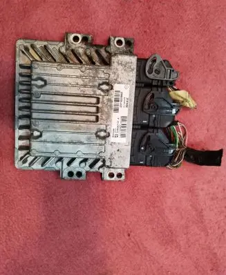 Renault Megane III Engine control unit/module 237100386R