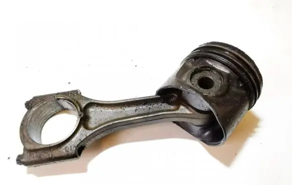 Opel Vectra B Piston with connecting rod