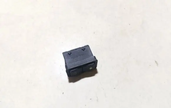 BMW 5 E39 Electric window control switch 8368974