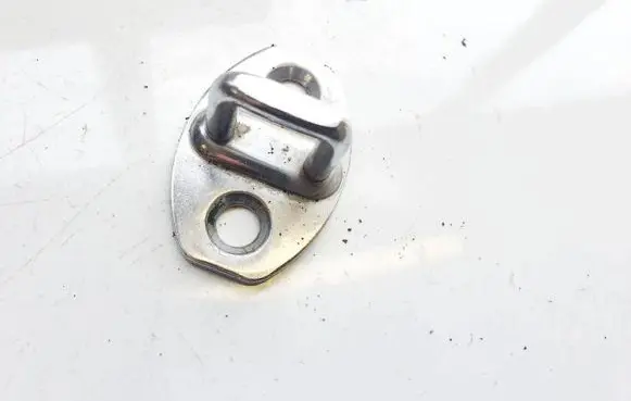Volkswagen Touran I Rear door lock loop/hook striker 3b0837033ag