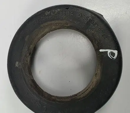 Mercedes-Benz 190 W201 Front coil spring rubber mount 2013210984