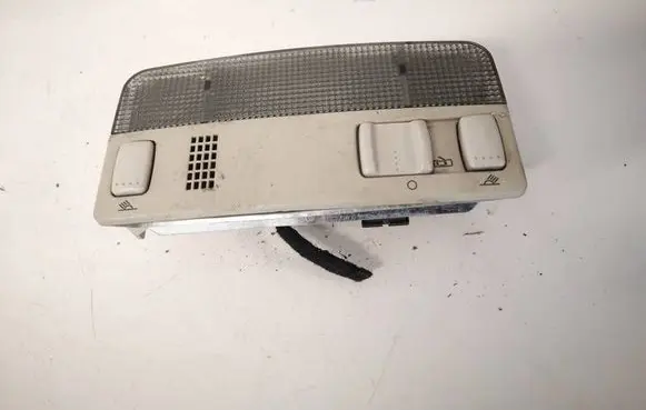 Volkswagen PASSAT B5.5 Front seat light 3B0947105C
