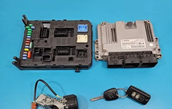 Citroen Berlingo Engine control unit/module ECU 0281019817 IMPRK1578933
