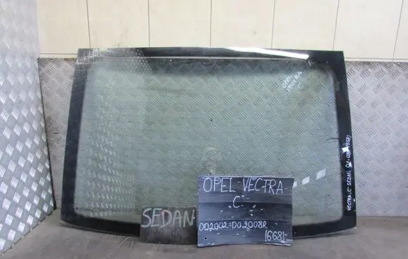 Opel Vectra C Rear windscreen/windshield window 