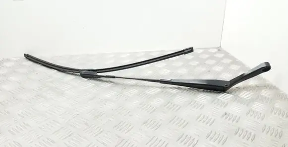 Audi A3 S3 8V Front wiper blade arm 8V1955407A