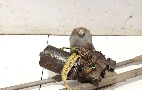 Volkswagen Golf III Wiper motor 0390241109 1h1955113a