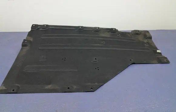 BMW Z4 E85 E86 Front underbody cover/under tray 7441889