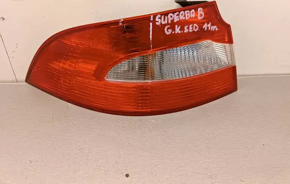 Skoda Superb B6 (3T) Rear/tail lights 270501 3T5945095