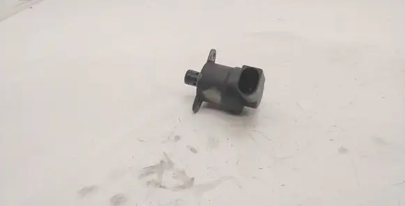 BMW 5 E60 E61 Fuel pressure sensor 0928400560 13831