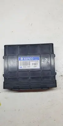 Hyundai Santa Fe Gearbox control unit/module 954403A381 9090930424A0