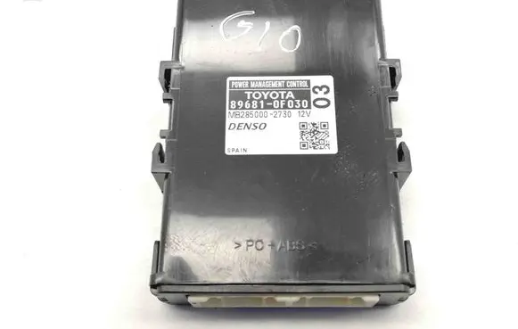 Toyota Verso-S Other devices 896810F030