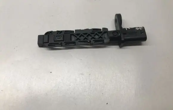 BMW 3 G20 G21 Crankshaft position sensor 8644376