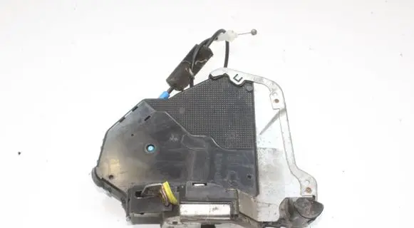 Lexus RX 330 - 350 - 400H Coupe door lock (next to the handle) 