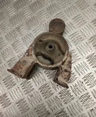 KIA Ceed Engine mount bracket
