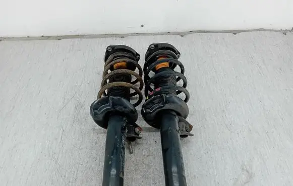 Volkswagen Golf V Front shock absorber/damper