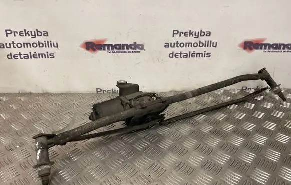 Iveco Daily 35 - 40.10 Front wiper linkage and motor