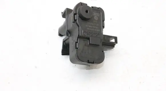 Volkswagen Polo VI Fuel tank cap lock 7P0810773D
