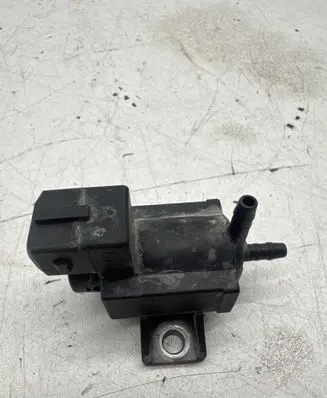 Toyota Avensis T270 Turbo solenoid valve 258600R010 72828606 09T012