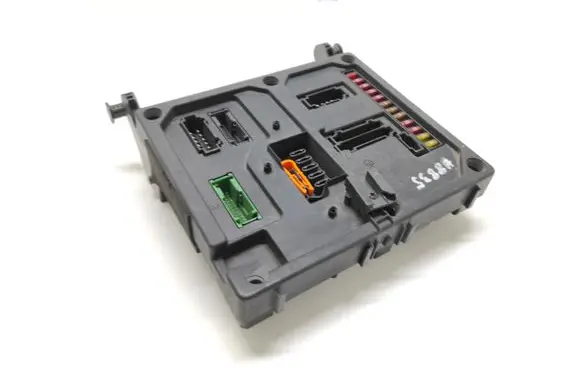 Ford Galaxy Fuse module 7M3962258F YM2114B205BB S110730200D