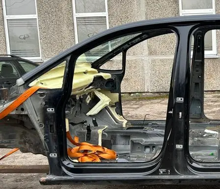 Volkswagen Touran III Front sill (body part) 