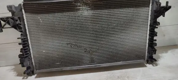 Opel Astra K Coolant radiator 39095604